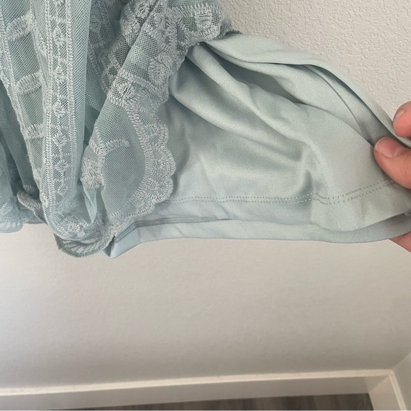 Socialite Plunging Lace Romper Jumpsuit Green Mine Women's Size Large NWT - Picture 11 of 14